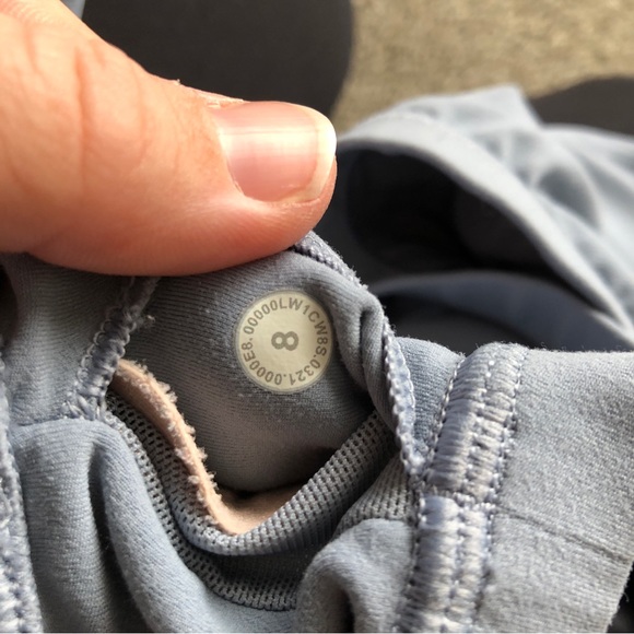 EUC Lululemon Align Tank Size 8 Blue Linen - Picture 10 of 11